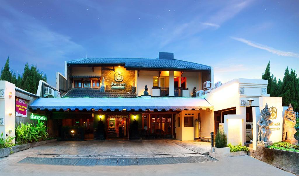 Dhanesvara Holistic Unique Homestay Wonotjolo Dış mekan fotoğraf